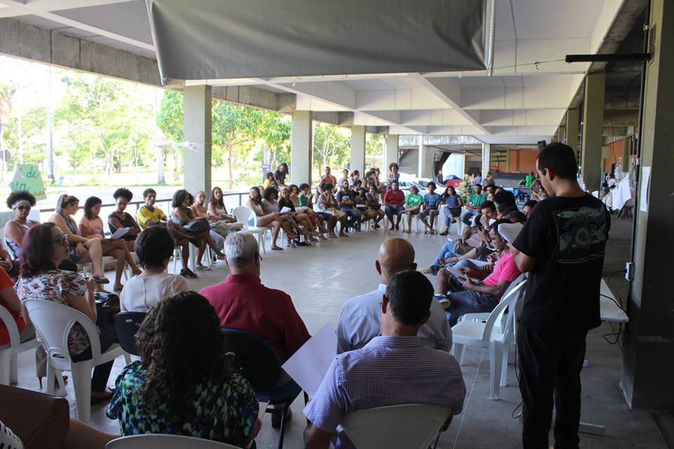 Estudantes se reuniram com reitora nessa quarta-feira. Imagem do movimento Ocupa UESC.