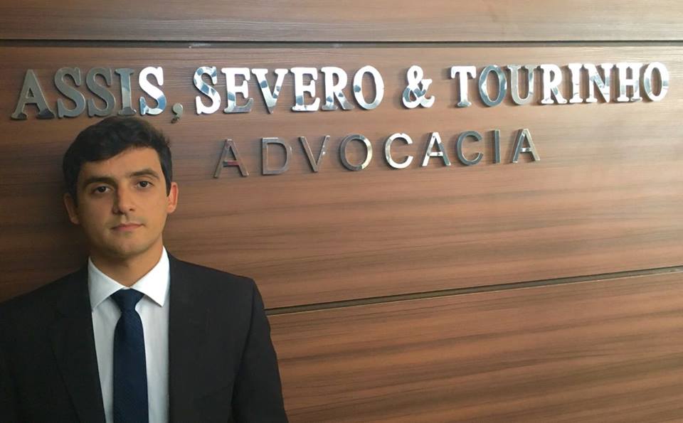 Escritório de advocacia comemora decisão da Justiça a favor de médicos formados no Brasil.