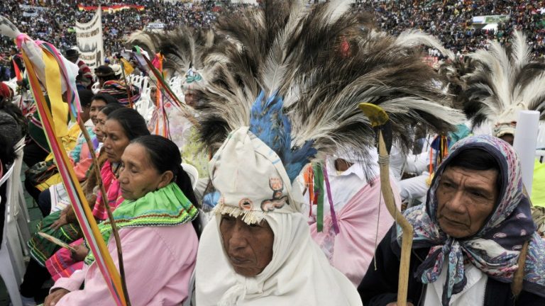 Guaranis de Charagua lideram primeiro governo indígena autônomo da Bolívia.