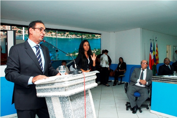 Prefeito discursa na abertura do período legislativo de 2017. Imagem: Clodoaldo Ribeiro/Secom-Ilhéus.